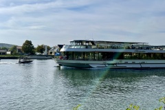 Schiffsverkehr auf der Donau